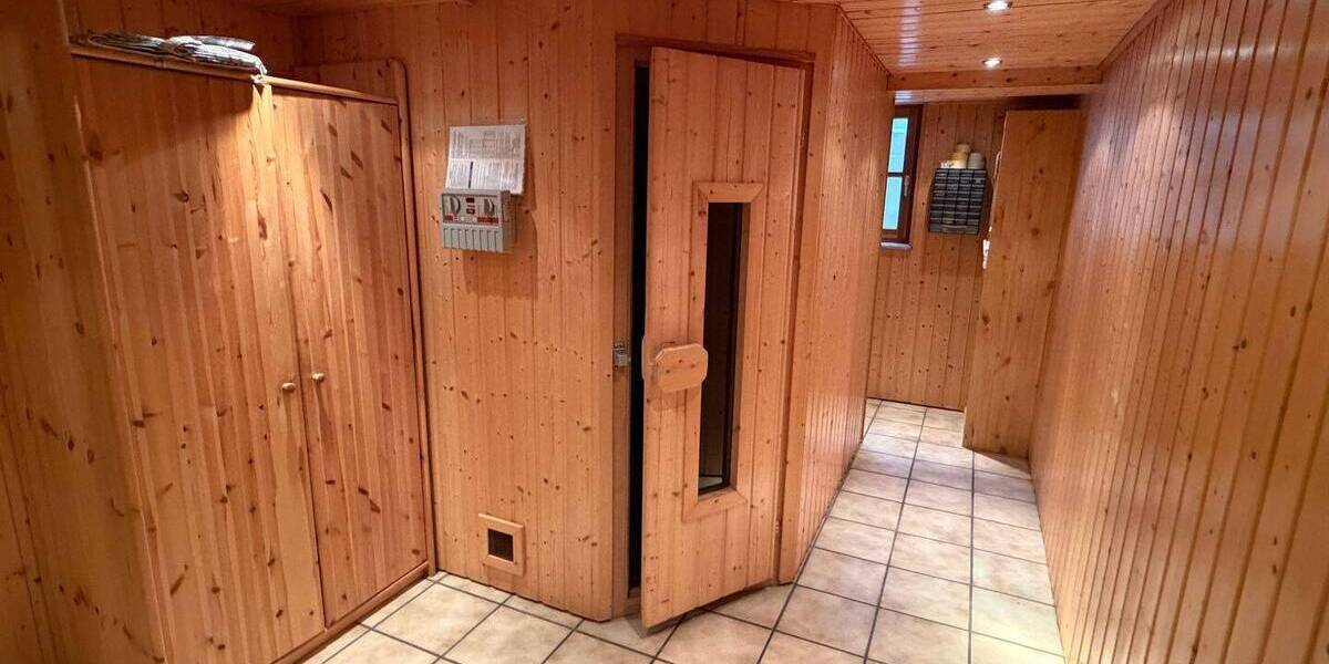 Mehrfamilienhaus, Wohnhaus Bayreuth Laineck - 6 Zimmer, 139 m&sup2;, 430.000&euro; | Angebot:26658513