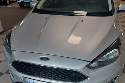 Ford Focus 73.593 km 12.995 &euro; Bayreuth 95448