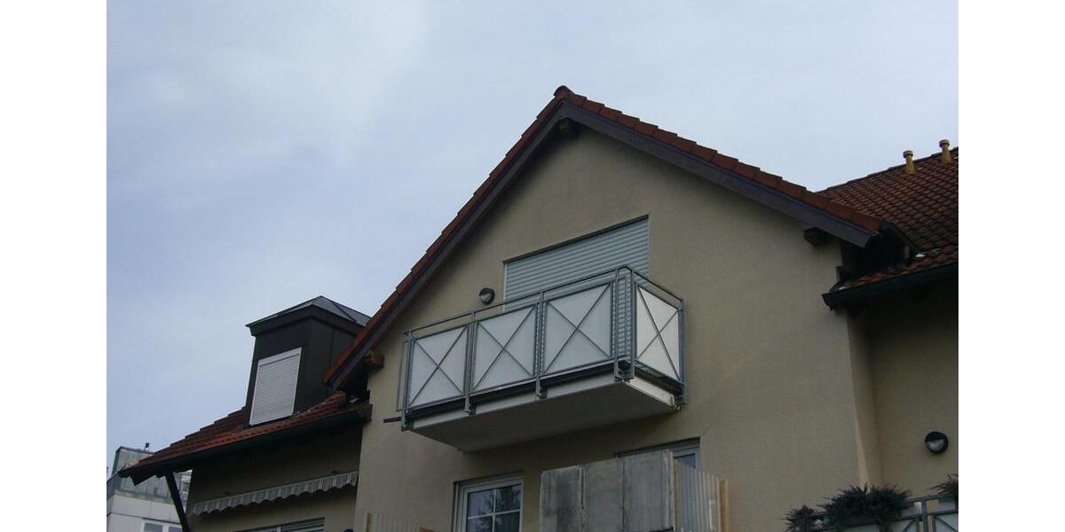 Dachgeschoßwohnung Bad Berneck im Fichtelgebirge - 1 Zimmer, 36 m&sup2;, 72.000&euro; | Angebot:25883193