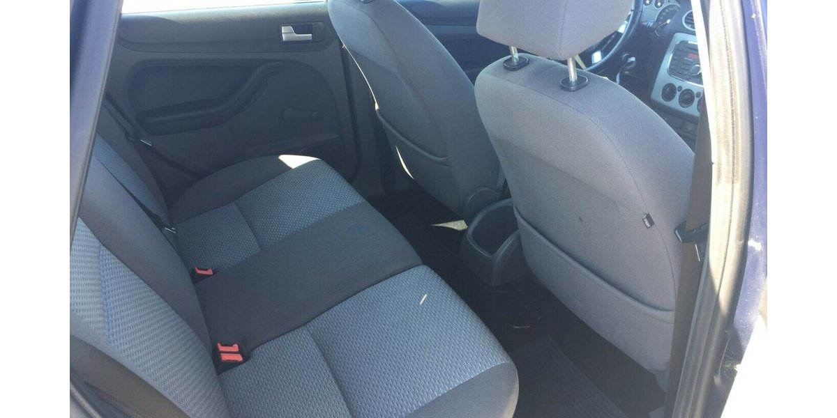 Ford Focus Style,Tempomat ,Klima,Tüv Neu! 321.000 km 2.000 &euro; Himmelkron 95502