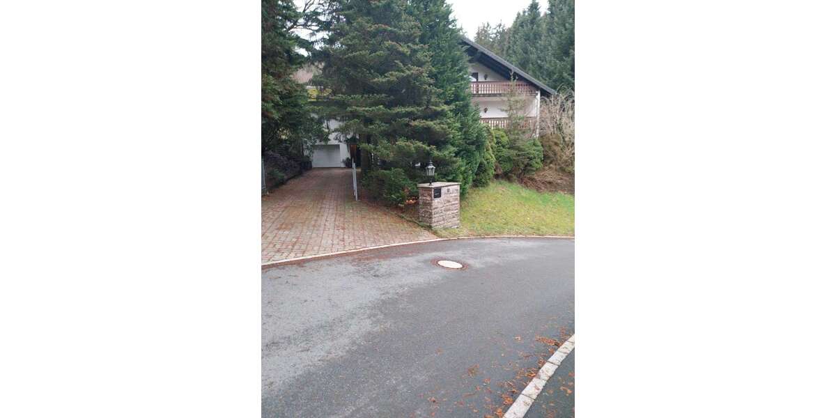 Einfamilienhaus Warmensteinach - 13 Zimmer, 436 m&sup2;, 650.000&euro; | Angebot:25401049