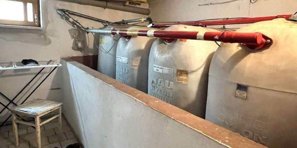 Mehrfamilienhaus, Wohnhaus Ahorntal Kirchahorn - 8 Zimmer, 183 m&sup2;, 359.000&euro; | Angebot:25769603