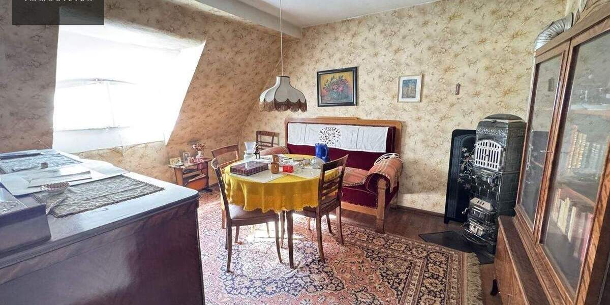 Doppelhaushälfte Kulmbach Blaich - 8 Zimmer, 160 m&sup2;, 189.000&euro; | Angebot:25665686