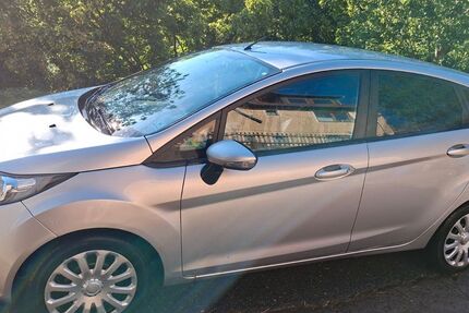 Ford Fiesta 126.000 km 2.500 &euro; Goldkronach 95497