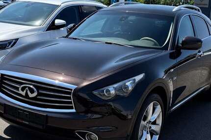 INFINITI QX70 180.000 km 13.770 &euro; Bayreuth 95448