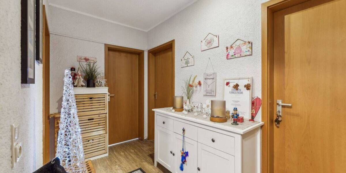 Einfamilienhaus Kulmbach / Kirchleus Kirchleus - 6 Zimmer, 200 m&sup2;, 499.000&euro; | Angebot:26787487