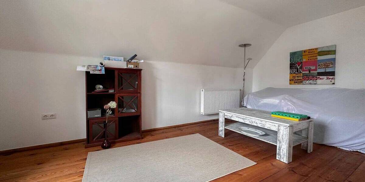 Mehrfamilienhaus, Wohnhaus Hollfeld - 7 Zimmer, 200 m&sup2;, 375.000&euro; | Angebot:26720484
