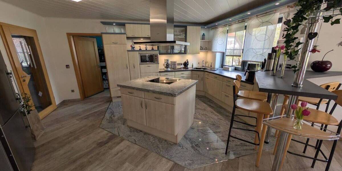 Einfamilienhaus Goldkronach/ Dressendorf Dressendorf - 7 Zimmer, 232 m&sup2;, 765.000&euro; | Angebot:26641486
