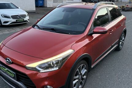 Hyundai i20 120.636 km 8.450 &euro; Bad Berneck 95460