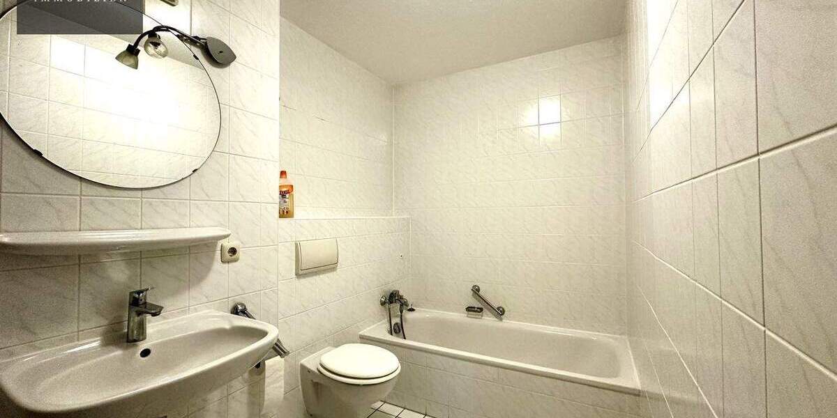 Etagenwohnung Bayreuth Roter Hügel - 2 Zimmer, 66 m&sup2;, 199.000&euro; | Angebot:25676146