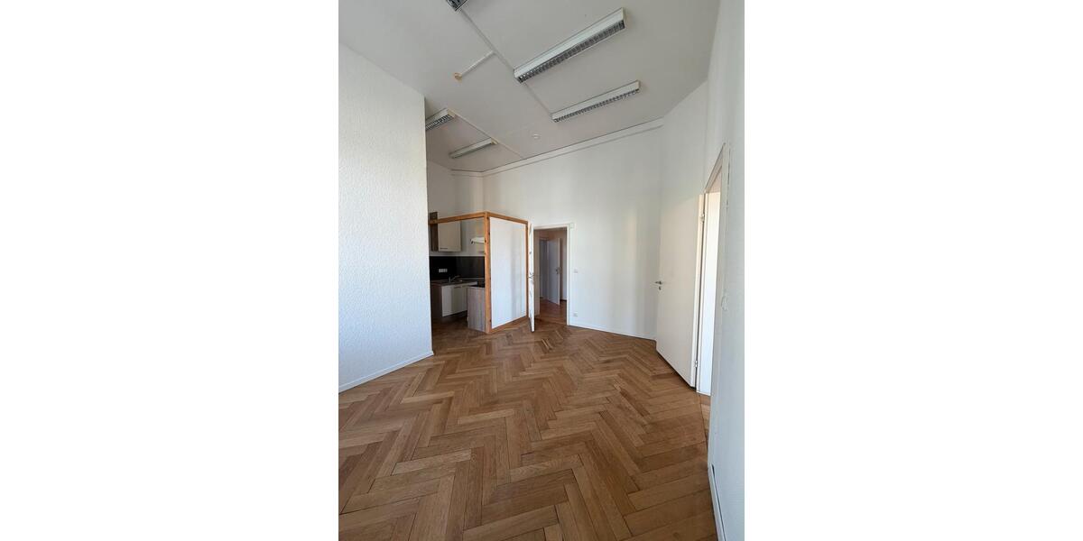 Etagenwohnung Bayreuth City - 3 Zimmer, 63 m&sup2;, 950&euro; | Angebot:27549668