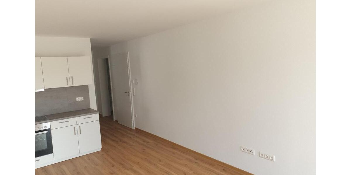 Erdgeschoßwohnung Kemnath - 2 Zimmer, 67 m&sup2;, 900&euro; | Angebot:26000184