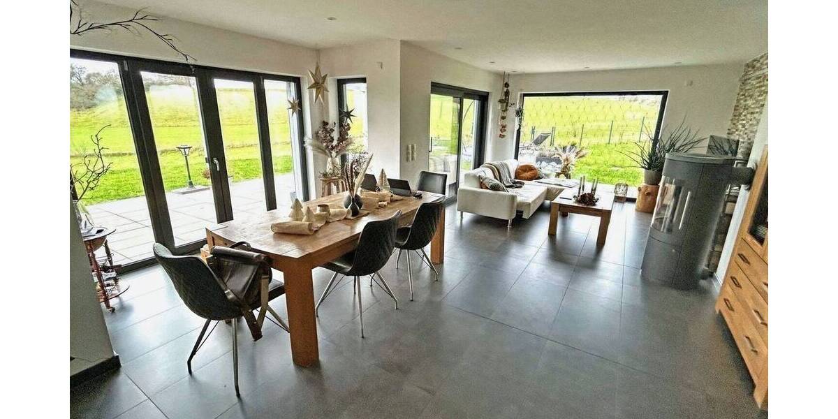 Einfamilienhaus Kulmbach Forstlahm - 4 Zimmer, 168 m&sup2;, 595.000&euro; | Angebot:26082985