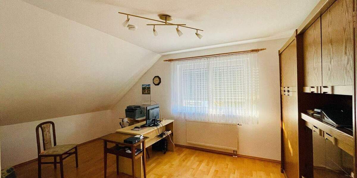 Einfamilienhaus Eckersdorf Donndorf - 5 Zimmer, 161 m&sup2;, 629.000&euro; | Angebot:25815341