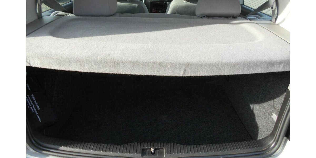 VW Golf IV Lim. ,Tüv Neu! 223.000 km 1.950 &euro; Himmelkron 95502