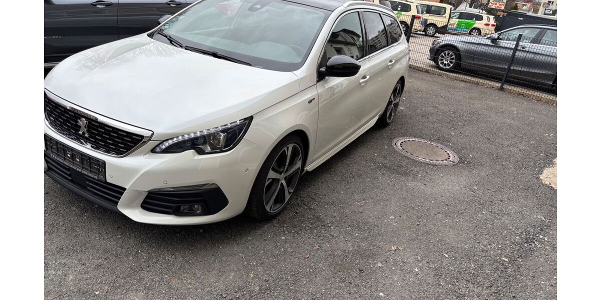 Peugeot 308 132.000 km 11.999 &euro; Bayreuth 95447