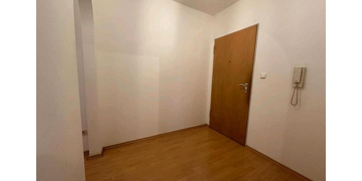 Etagenwohnung Creußen - 3 Zimmer, 75 m&sup2;, 950&euro; | Angebot:25228303
