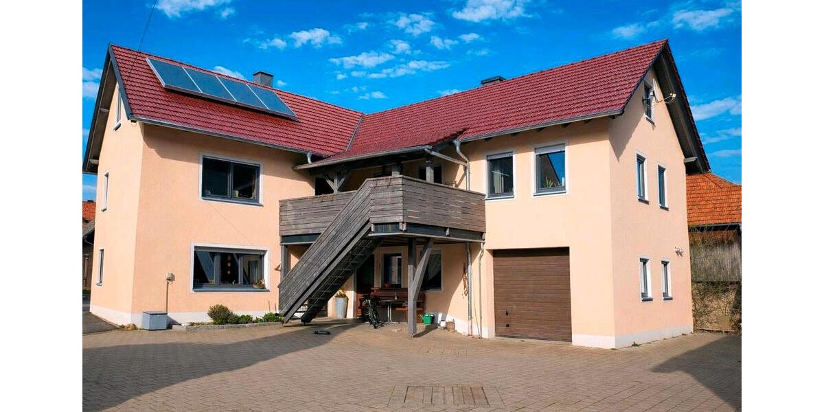 Mehrfamilienhaus, Wohnhaus Königsfeld - 10 Zimmer, 239 m&sup2;, 495.000&euro; | Angebot:26094378