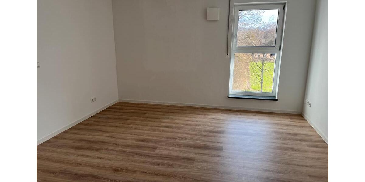 Etagenwohnung Kemnath - 4 Zimmer, 114 m&sup2;, 1.370&euro; | Angebot:25960596
