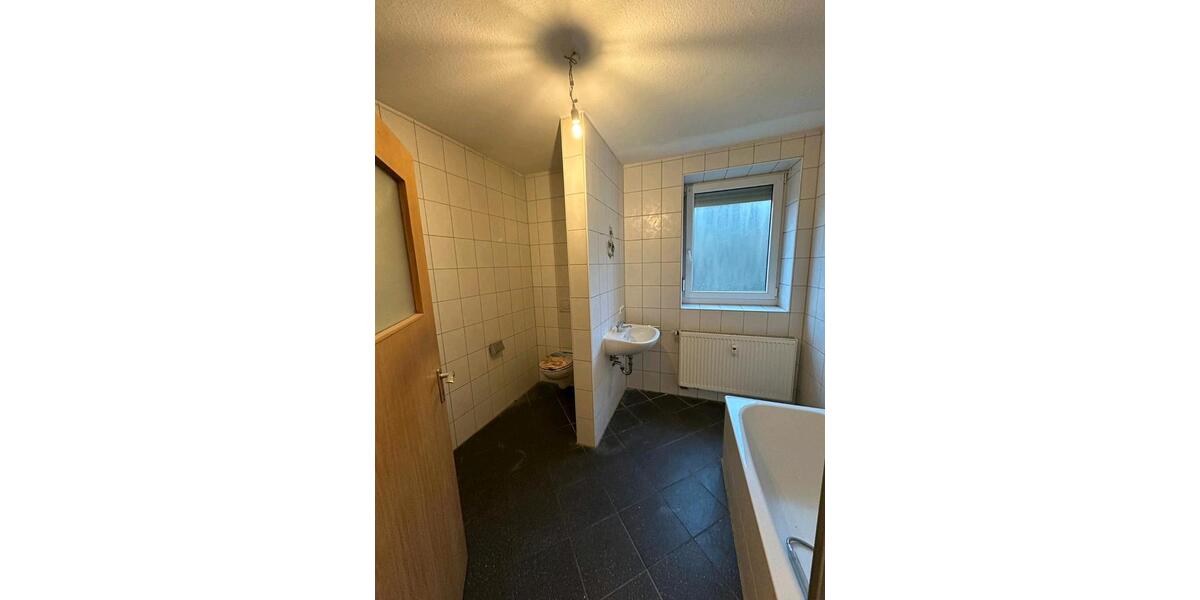 Etagenwohnung Creußen - 3 Zimmer, 75 m&sup2;, 950&euro; | Angebot:25228303