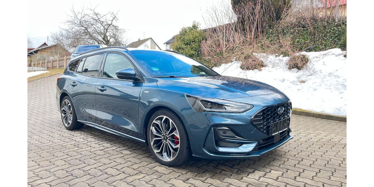 Ford Focus 17.750 km 24.800 &euro; Fichtelberg 95686