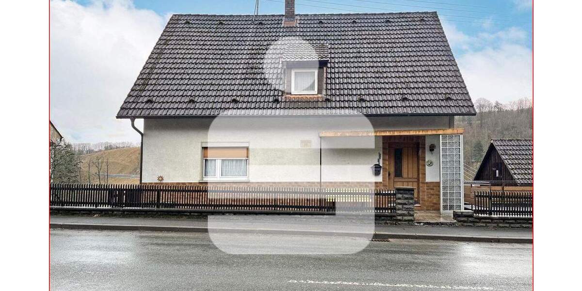 Einfamilienhaus Untersteinach - 6 Zimmer, 110 m&sup2;, 109.000&euro; | Angebot:25707348