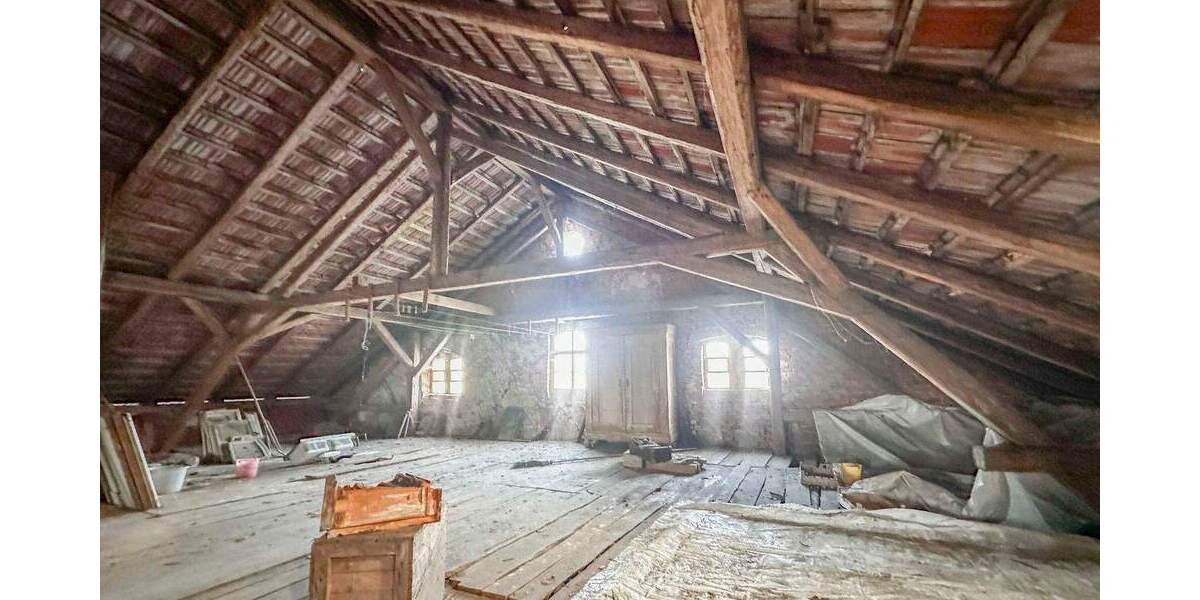 Mehrfamilienhaus, Wohnhaus Königsfeld - 1 Zimmer, 284 m&sup2;, 49.000&euro; | Angebot:25930755