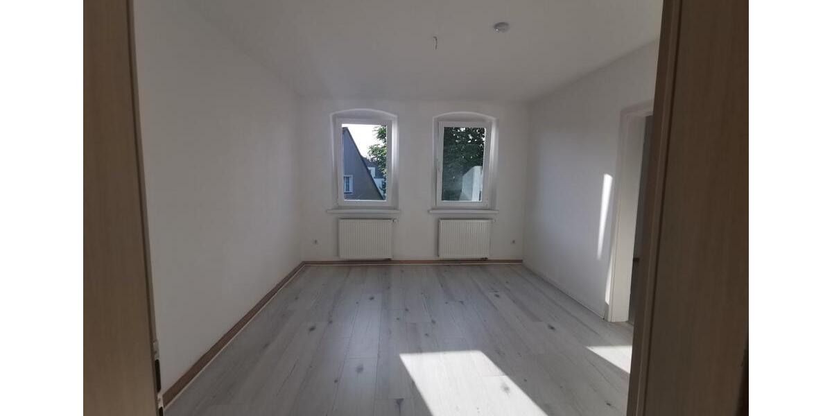 Dachgeschoßwohnung Bayreuth City - 5 Zimmer, 140 m&sup2;, 1.600&euro; | Angebot:27544669