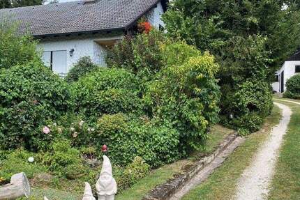 Haus Emtmannsberg Eichschlag - 8 Zimmer, 200 m&sup2;, 530.000&euro; | Angebot:25899874