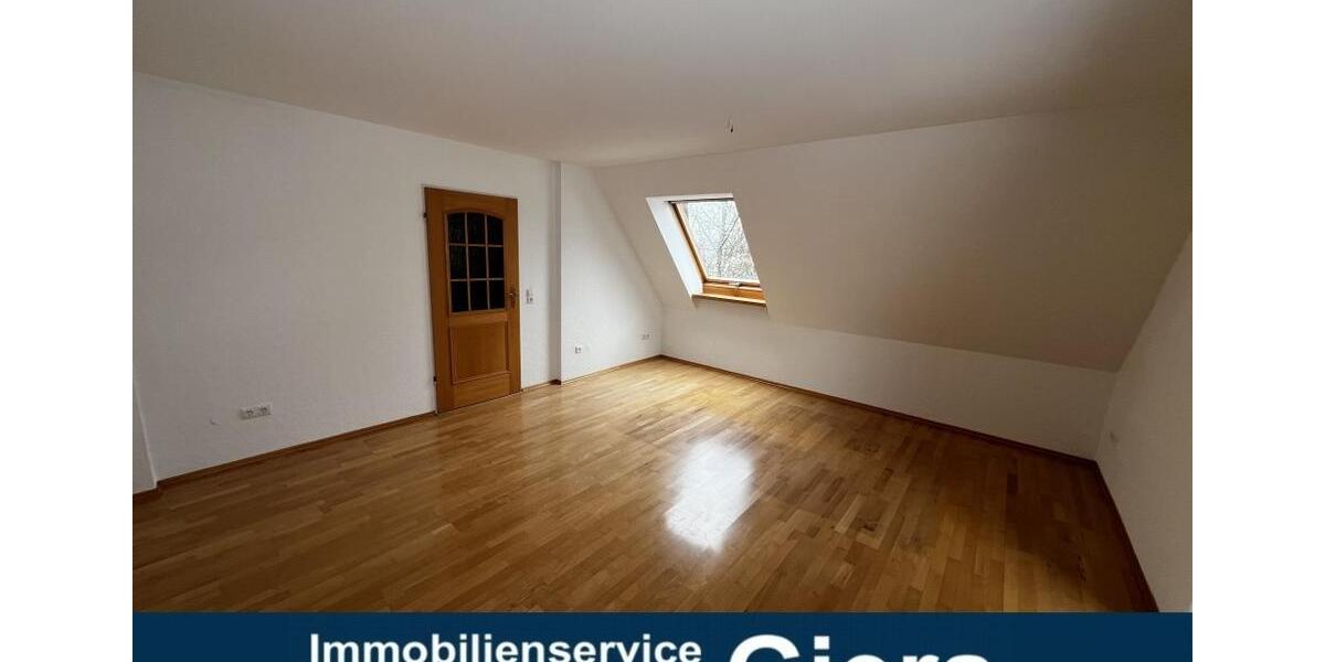 Etagenwohnung Neudrossenfeld - 3 Zimmer, 107 m&sup2;, 1.200&euro; | Angebot:25304925