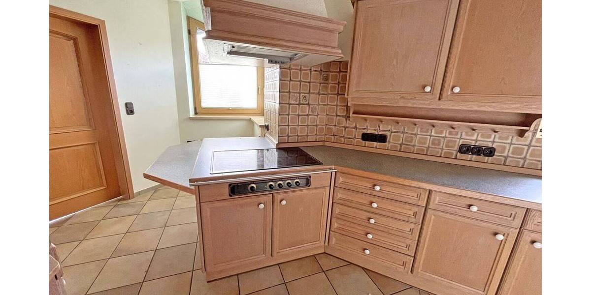 Einfamilienhaus Untersteinach - 7 Zimmer, 200 m&sup2;, 420.000&euro; | Angebot:25986609