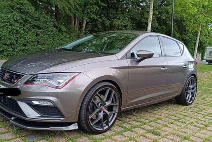 Seat Leon 55.297 km 17.500 &euro; Bayreuth 95448