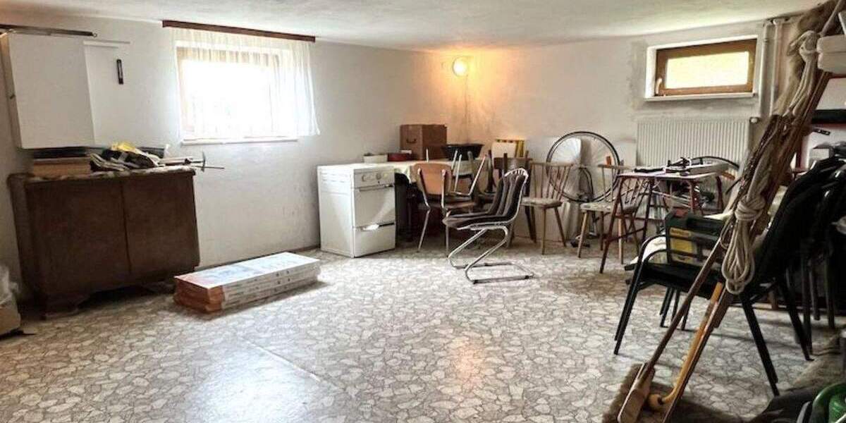 Mehrfamilienhaus, Wohnhaus Ahorntal Kirchahorn - 8 Zimmer, 183 m&sup2;, 359.000&euro; | Angebot:25769603