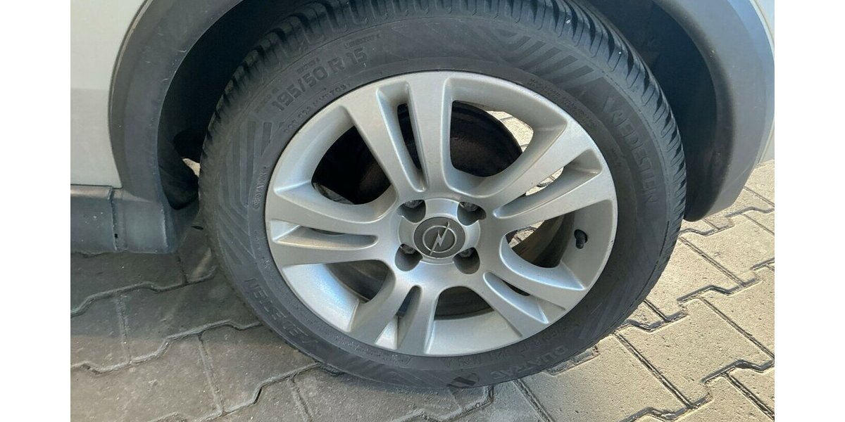 Opel Corsa Edition,Klima,Alu, usw. ! 200.000 km 2.450 &euro; Himmelkron 95502