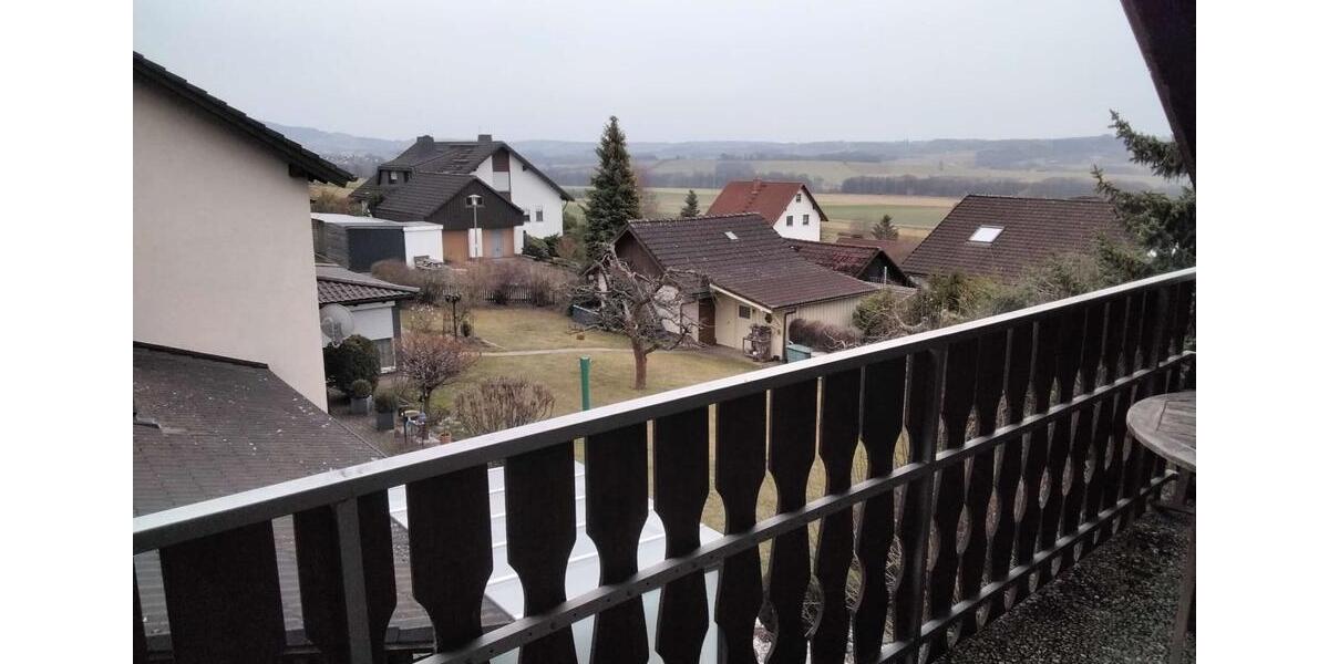 Etagenwohnung Bindlach - 2.5 Zimmer, 65 m&sup2;, 750&euro; | Angebot:25922022