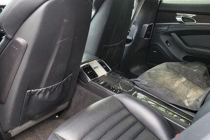 Porsche Panamera 176.000 km 16.900 &euro; Bayreuth 95444