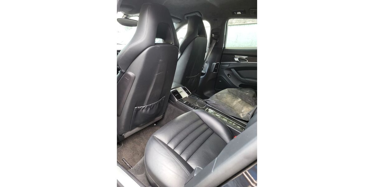 Porsche Panamera 176.000 km 16.900 &euro; Bayreuth 95444