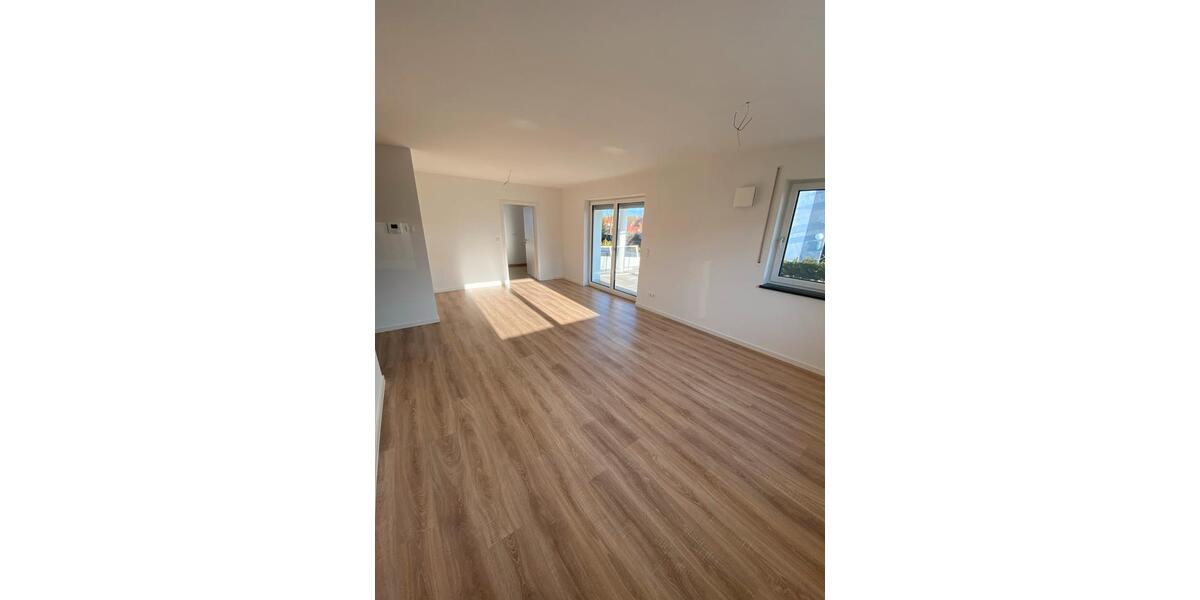 Erdgeschoßwohnung Kemnath - 4 Zimmer, 114 m&sup2;, 1.350&euro; | Angebot:26340120