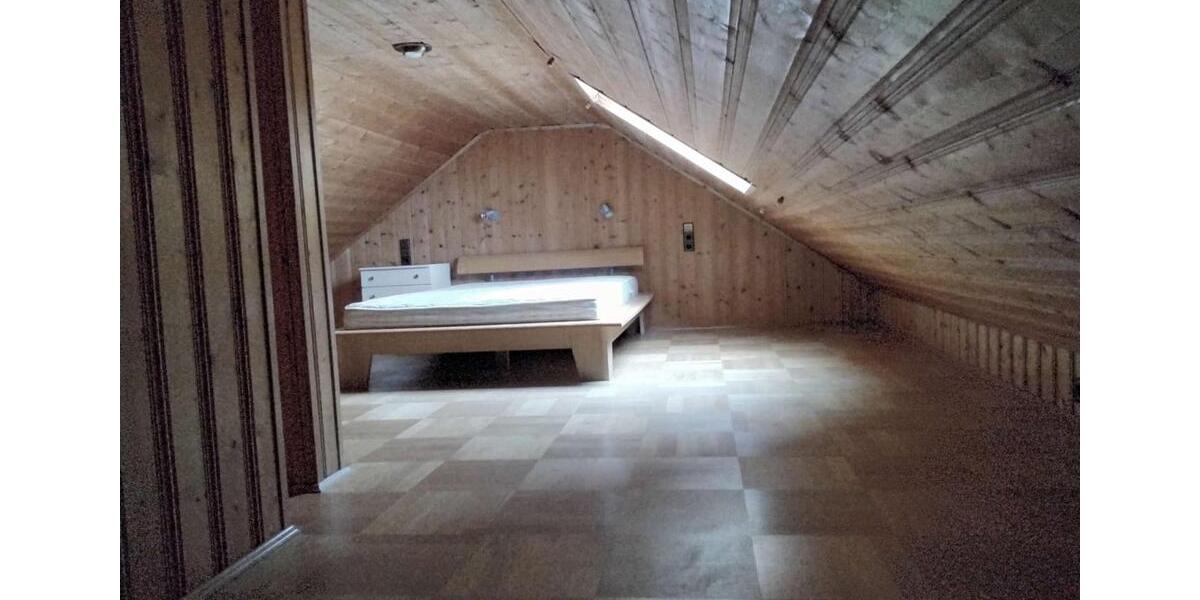 Etagenwohnung Bindlach - 2.5 Zimmer, 65 m&sup2;, 750&euro; | Angebot:25922022