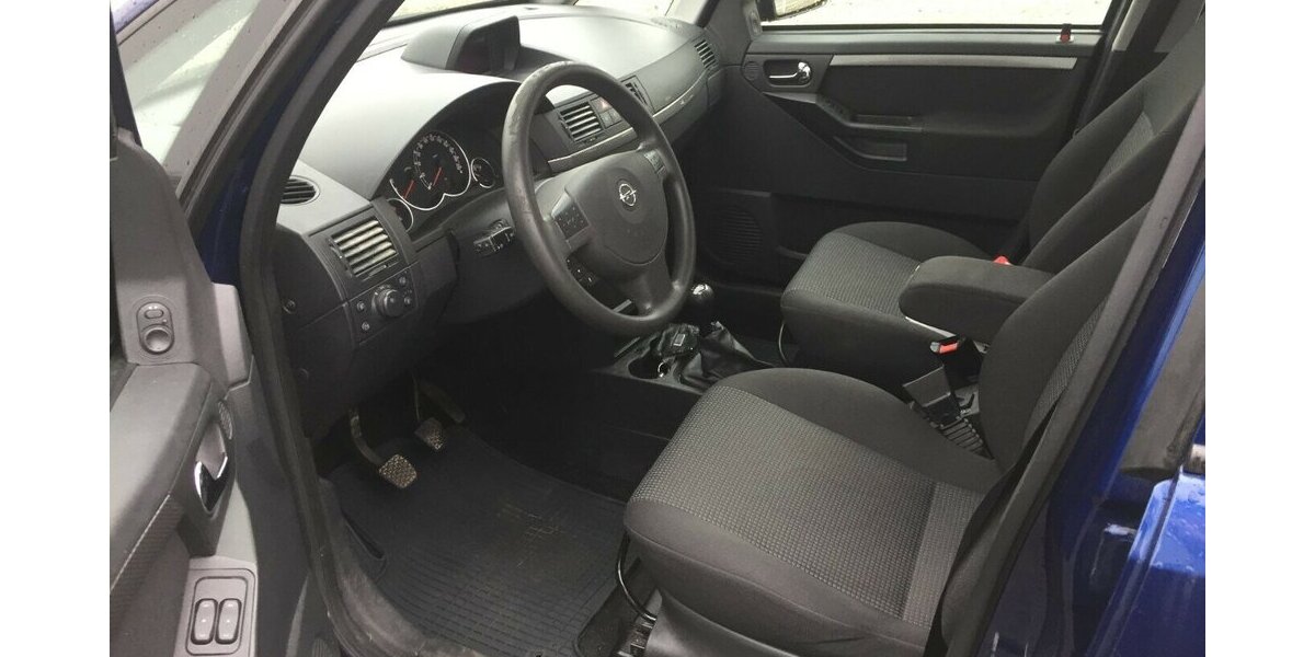 Opel Meriva Sitzheiz.,Klima,usw.,Tüv 06/28! 163.000 km 1.850 &euro; Himmelkron 95502