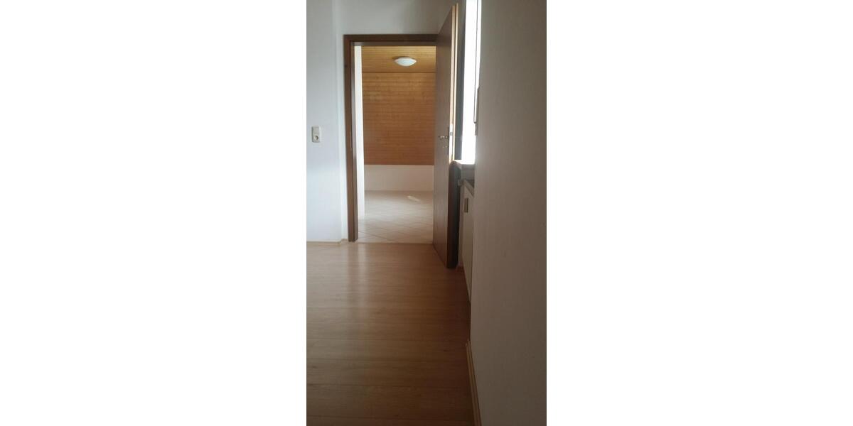 Dachgeschoßwohnung Weismain - 5 Zimmer, 110 m&sup2;, 900&euro; | Angebot:26048585