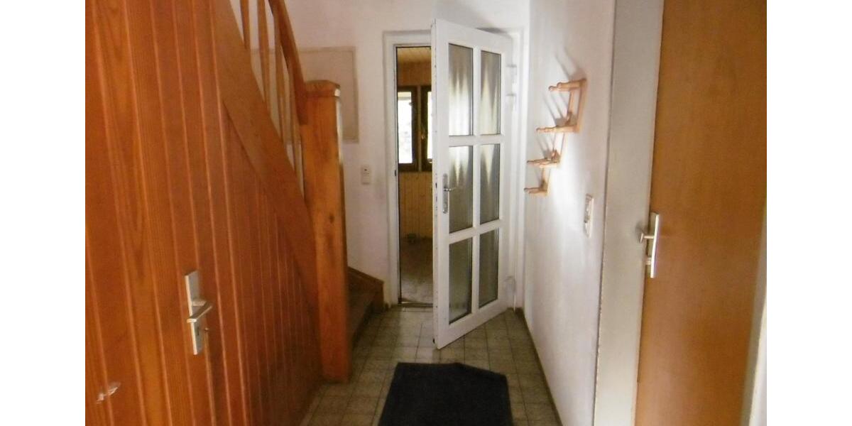 Einfamilienhaus Mainleus - 7 Zimmer, 165 m&sup2;, 174.000&euro; | Angebot:26890330