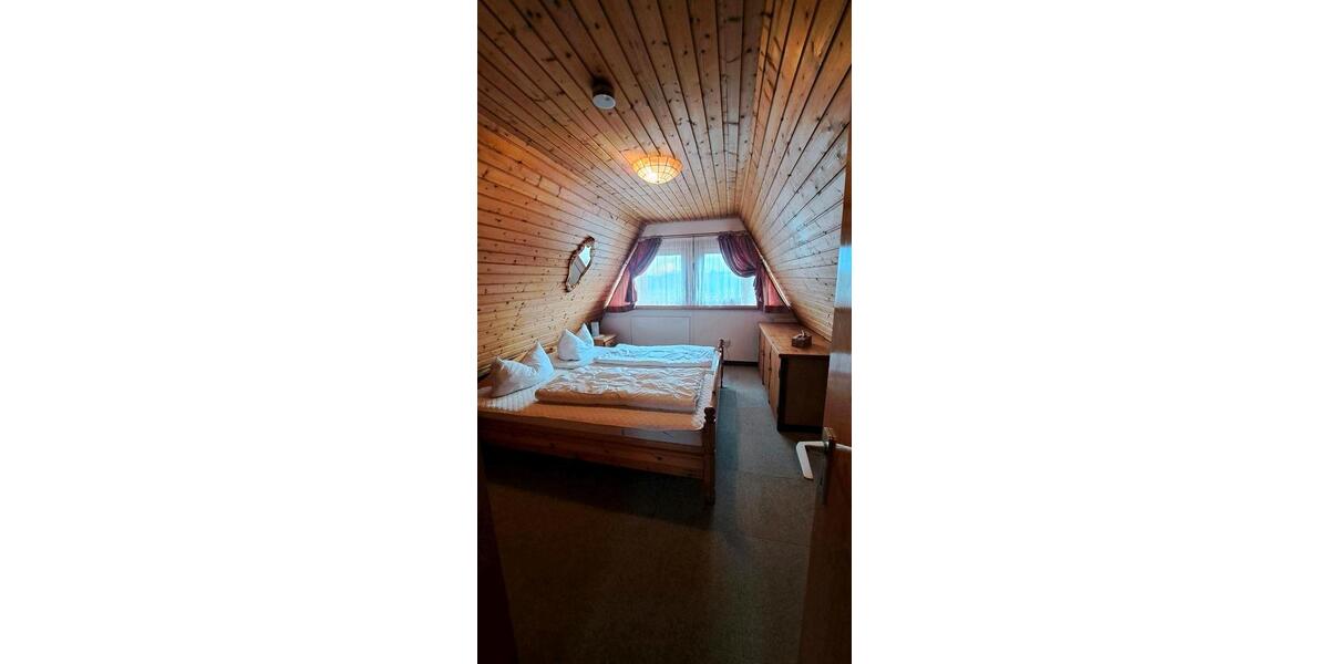 Einfamilienhaus Bischofsgrün - 4 Zimmer, 120 m&sup2;, 242.000&euro; | Angebot:25404528