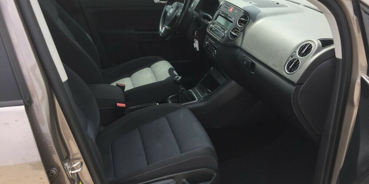 VW Golf Plus Style,Klimaaut.,Sitzh.,Temp.,Tüv Neu! 234.000 km 4.800 &euro; Himmelkron 95502