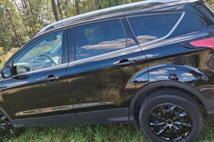 Ford Kuga 78.000 km 7.650 &euro; Bindlach 95463