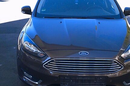 Ford Focus 94.000 km 7.650 &euro; Bad Berneck 95460