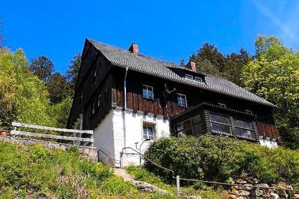 Haus Bischofsgrün - 8 Zimmer, 265 m&sup2;, 285.000&euro; | Angebot:26234153