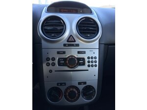 Opel Corsa Selection,Klima,ESP.,Tüv Neu! 172.000 km 4.400 &euro; Himmelkron 95502