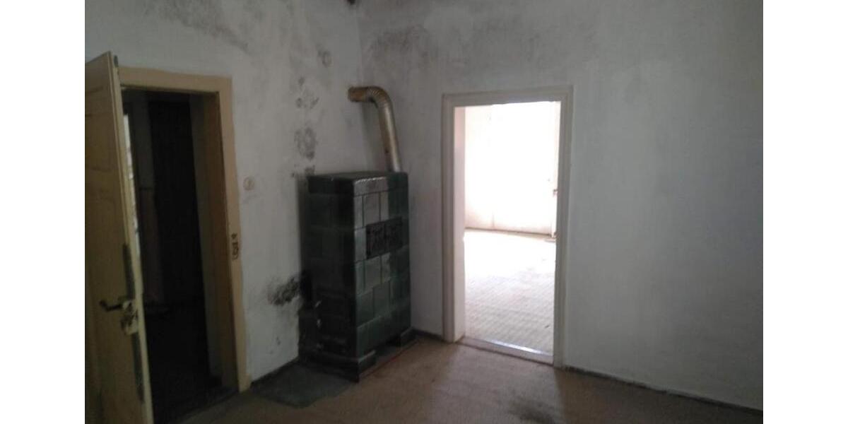 Mehrfamilienhaus, Wohnhaus Bad Berneck im Fichtelgebirge - 12 Zimmer, 250 m&sup2;, 79.000&euro; | Angebot:26699103