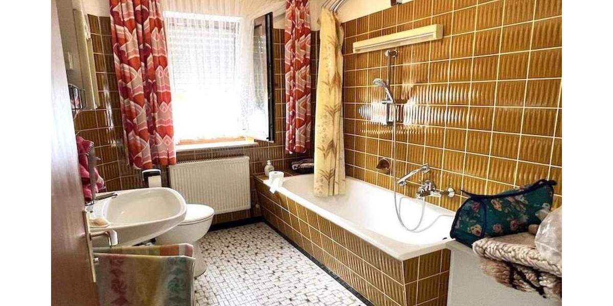 Mehrfamilienhaus, Wohnhaus Ahorntal Kirchahorn - 8 Zimmer, 183 m&sup2;, 359.000&euro; | Angebot:25769603